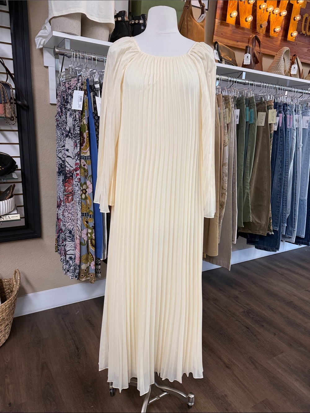 Sezane NWT Julietta Cream Pleated Maxi Dress with Bell Sleeve size 34/US2